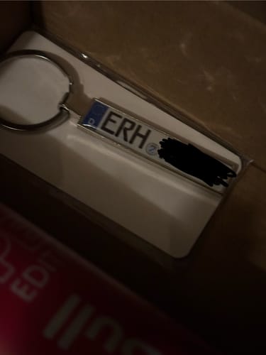 Customer photo review of Kennzeichen Schlüsselanhänger Mini Nummernschild Metall
