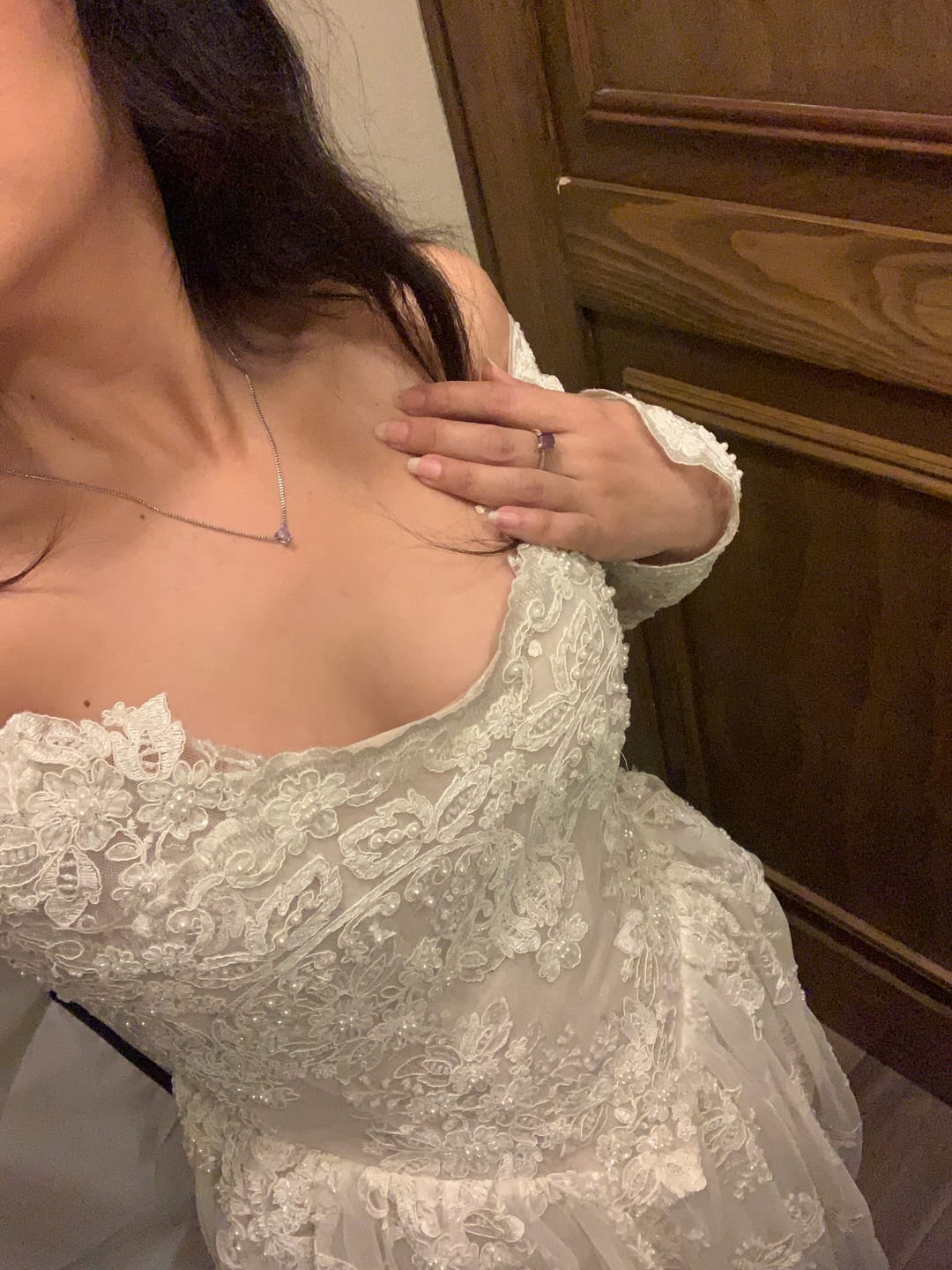 Customer photo review of Collar Birthstone Gota Plateado