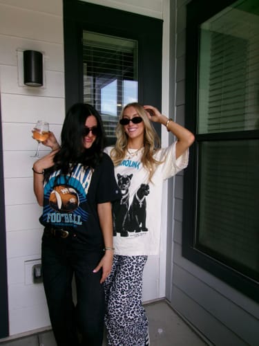 Customer photo review of *Limited Edition* Glory Days Apparel - Nuthin' But A Carolina Thang Tour Oversized T-Shirt