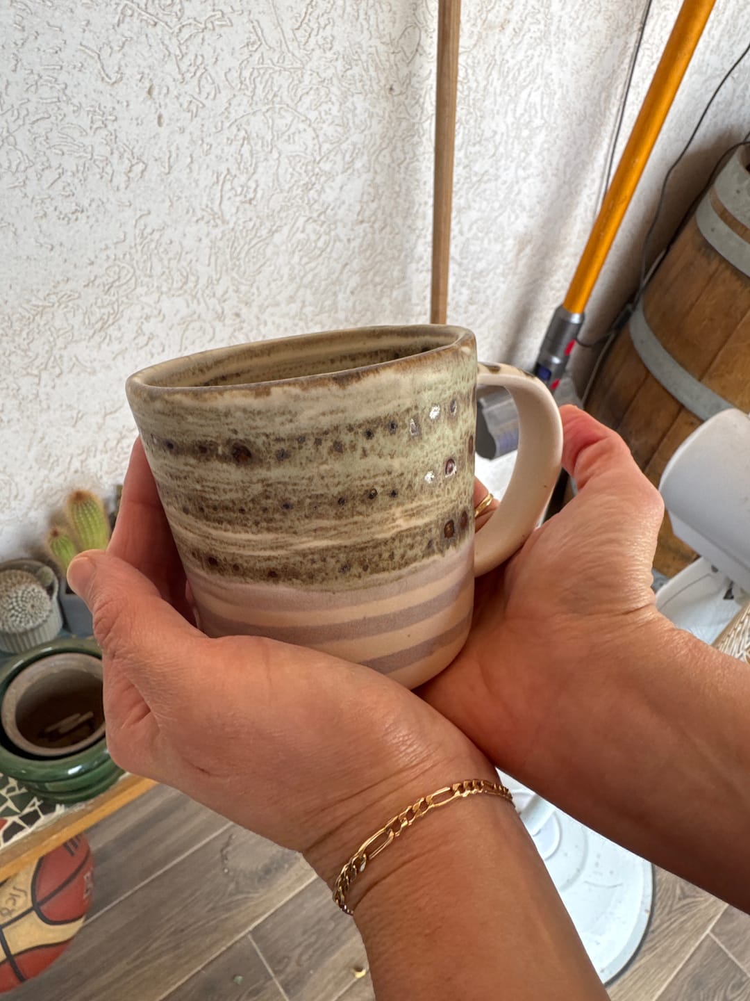 Customer photo review of מאג עם ידית – סדרת גופיטר (430 מ"ל)