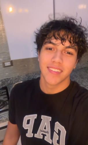 Customer photo review of Leave-In Conditioner