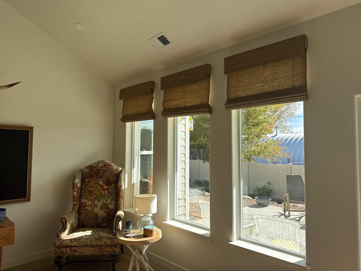 Customer photo review of SmartWings Motorized Woven Wood Shades 50%/70%/100% Blackout