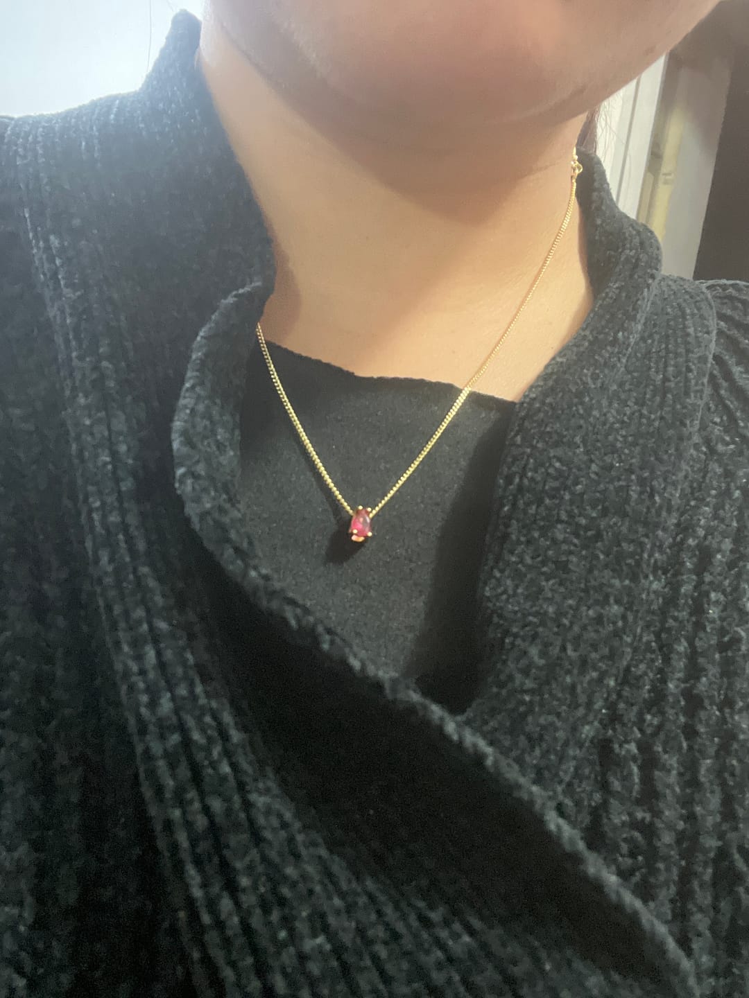 Customer photo review of Personaliza Tu Collar Birthstone Gota Dorado