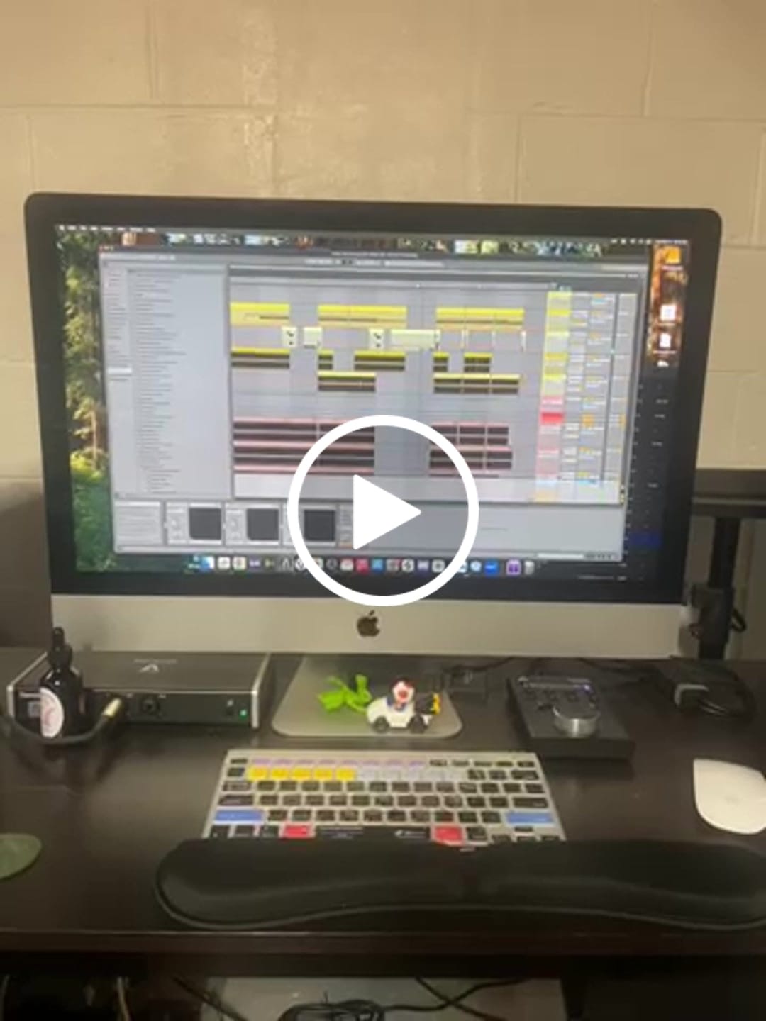Customer video review of Rave O Lution Sample Pack | Authentic 90s House Sounds