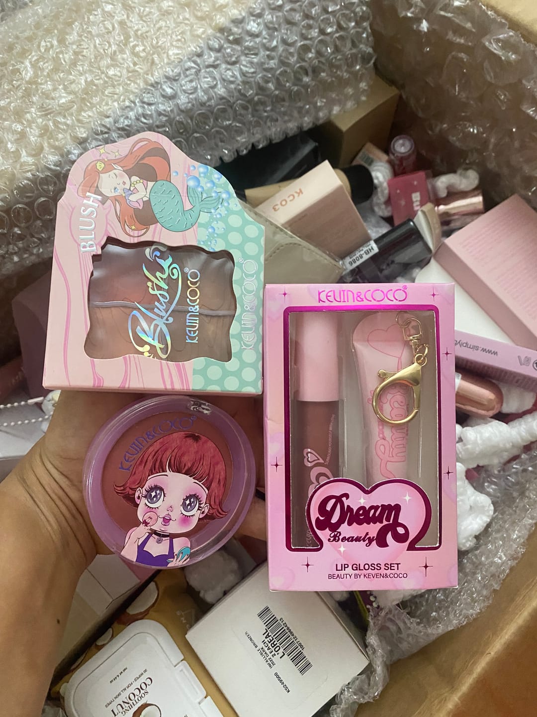 Customer photo review of Caja de Cosméticos Starter Mix Surtido - Venta al por Mayor 121 Unidades (TUBOX#2)