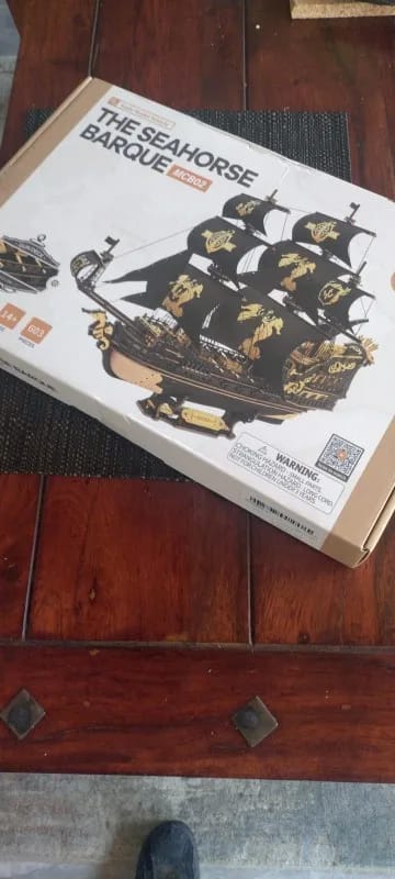 Customer photo review of Voilier Noir Impérial - La Maquette en Bois®