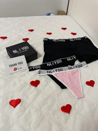 Customer photo review of ПОДАРЪК Red & Black -  Коледно Бельо с Черен Ластик