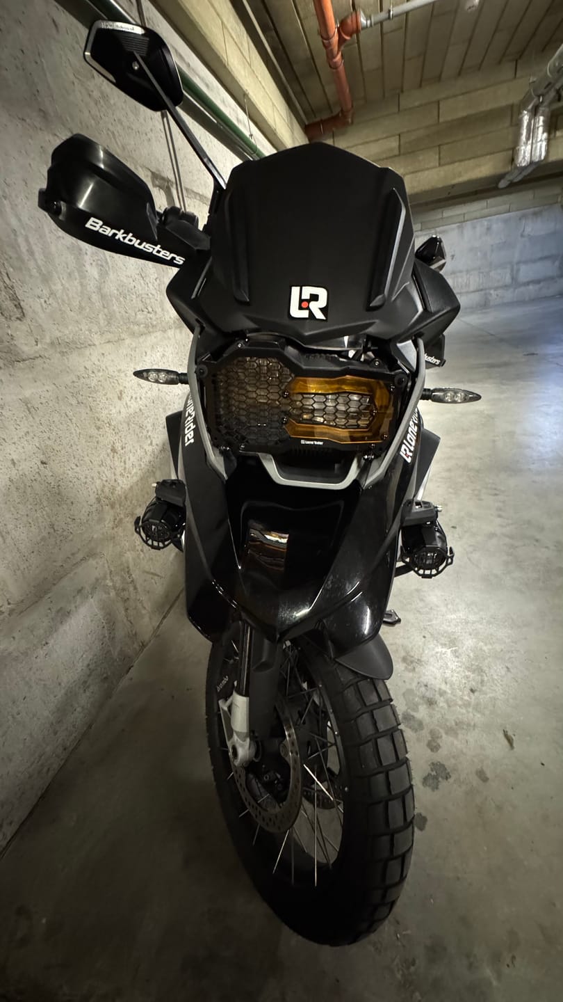 Customer photo review of Headlight Guard Kit BMW R1200/1250 GS / ADVENTURE LC (Liquid Cooled) - [Patent Pending]