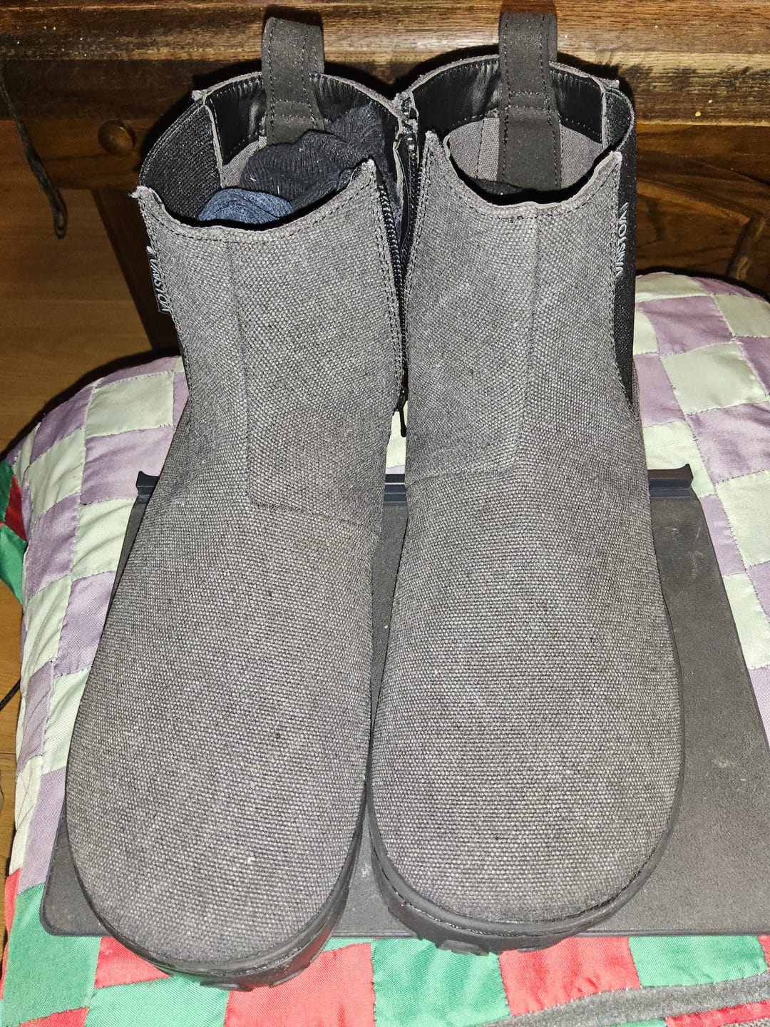 Customer photo review of Vaistoa Kajo | Barefoot Chelsea Boots
