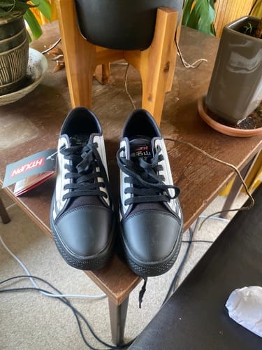 Customer photo review of HTXJPN Fuji2 Low Top Sneakers