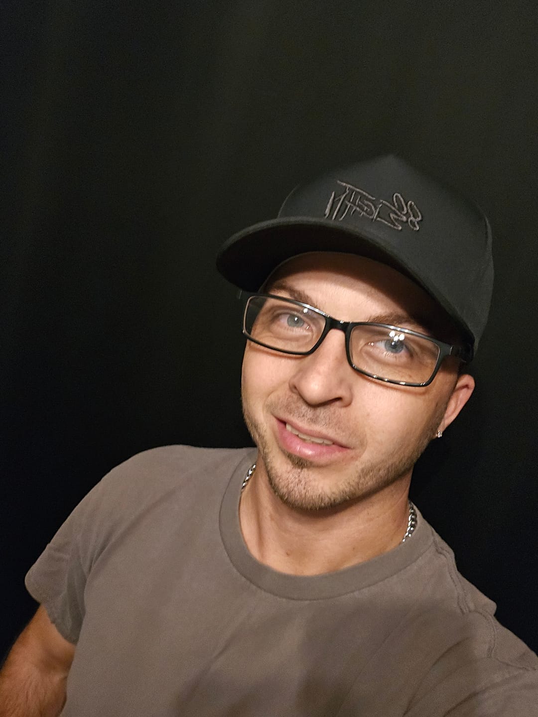 Customer photo review of 80Eighty® Triple Black Hat