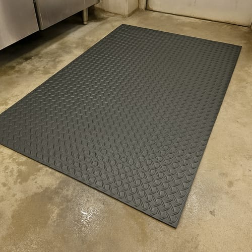 Customer photo review of Heavy-Duty Non-Slip Diamond Tread High Oil & Chemical Resistant Safety Flooring for Wet & Dry Areas