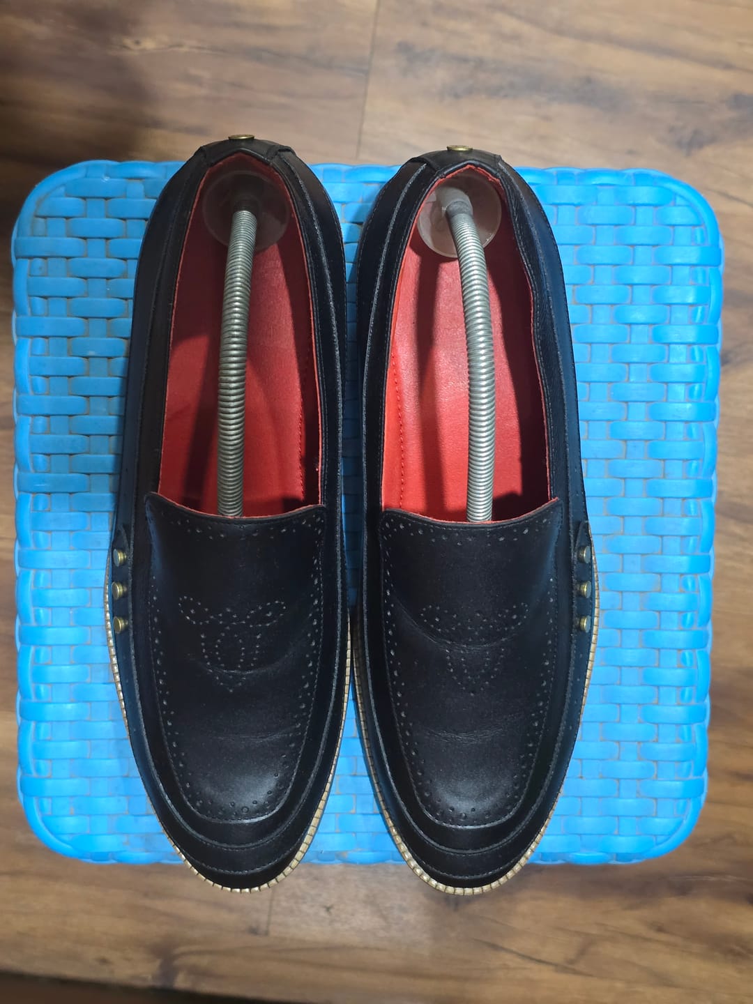 Customer photo review of Nizam Loafers Men – Coal