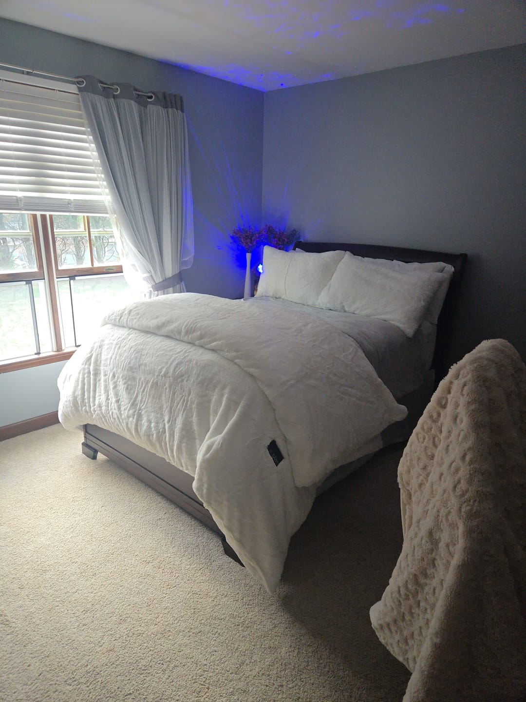 Customer photo review of CYRA Long Velvet Bedding Set
