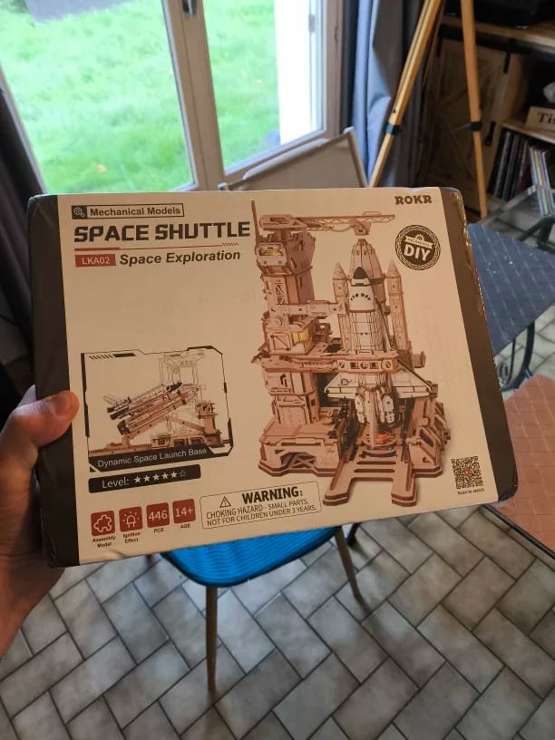 Customer photo review of Base de Lancement Orbitale - La Maquette en Bois®