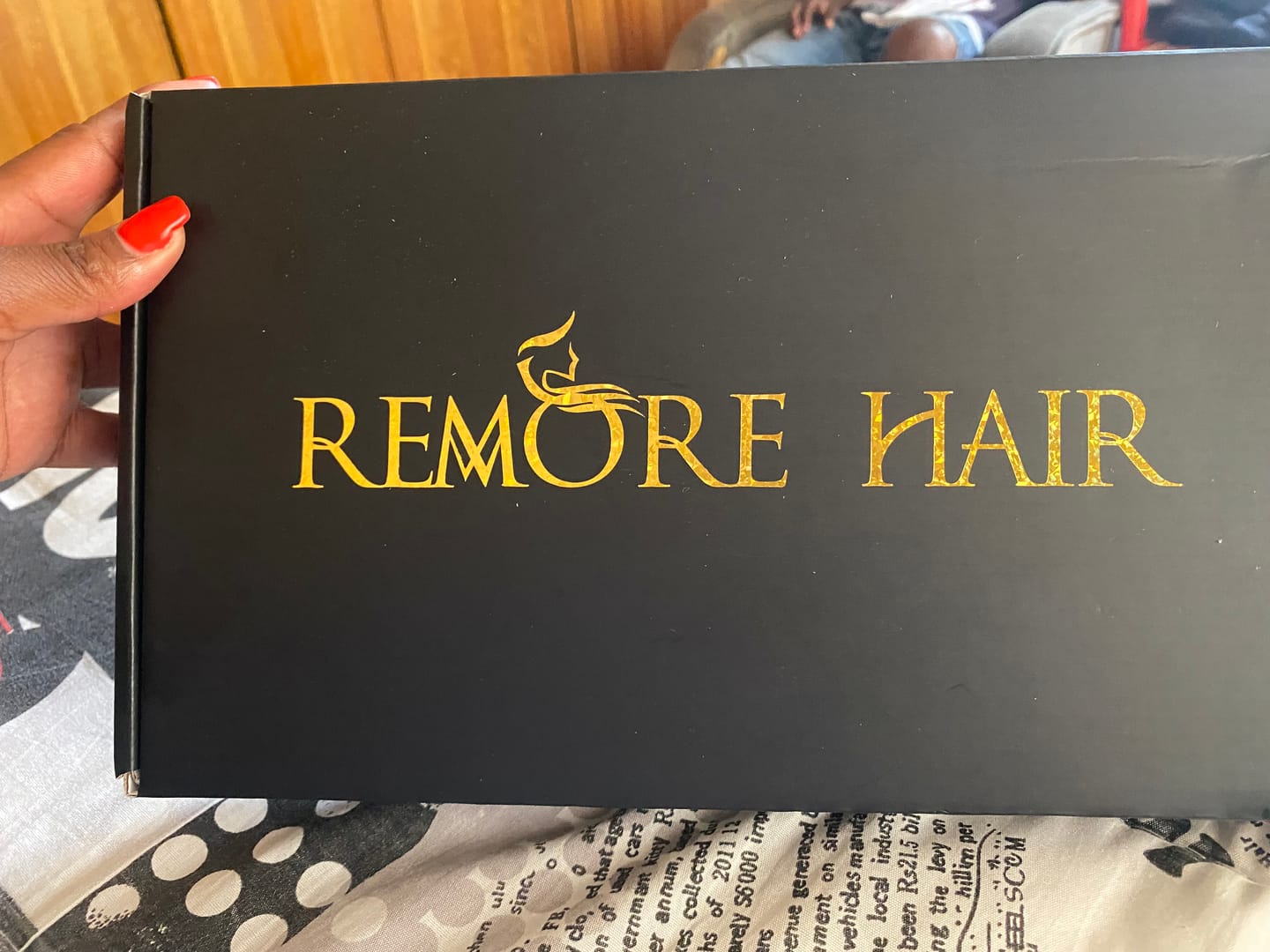 Customer photo review of Double Drawn Short Blunt Cut Glue-less 8 inch Bob Wig