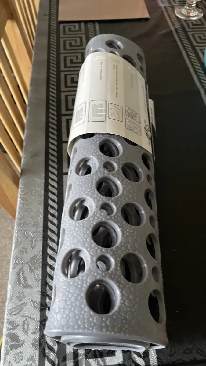 Customer photo review of Magicwipe™ Non-Slip Vacuum Shower Mat