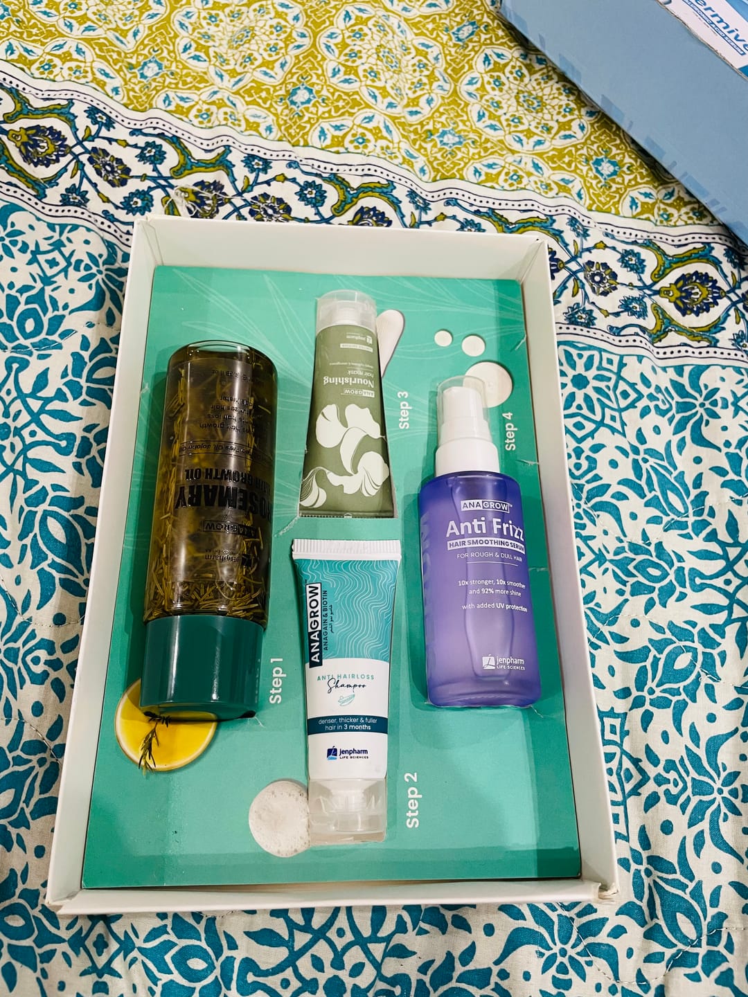 Customer photo review of Anagrow Anti Frizz Hair Serum