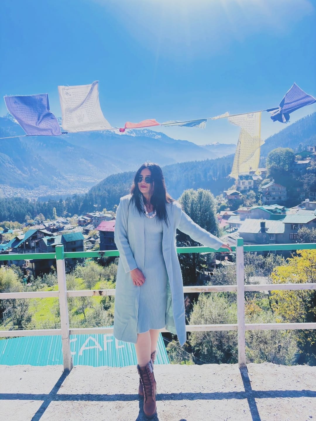 Customer photo review of Manie Bodycon Dress with Woolen Coat