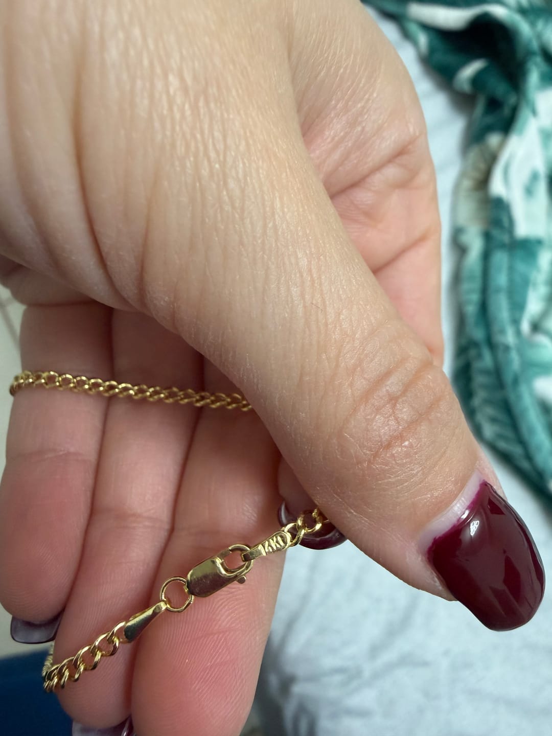 Customer photo review of 14K REAL Hollow Yellow Gold 2.50mm-8.00mm Diamond Cut Curb Cuban Chain