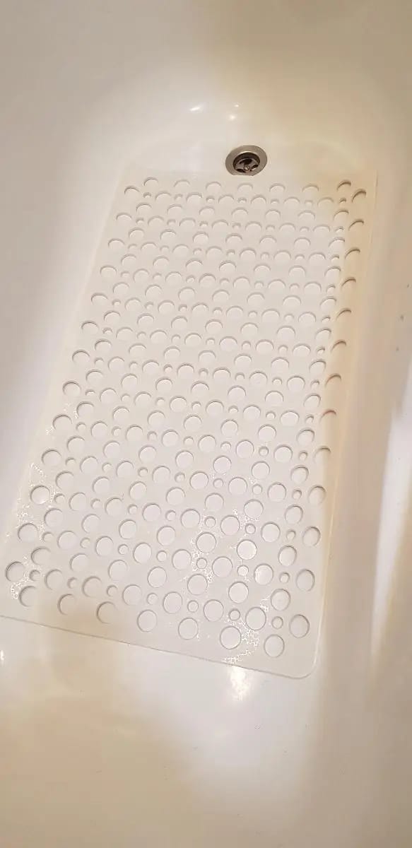 Customer photo review of Magicwipe™ Non-Slip Vacuum Shower Mat