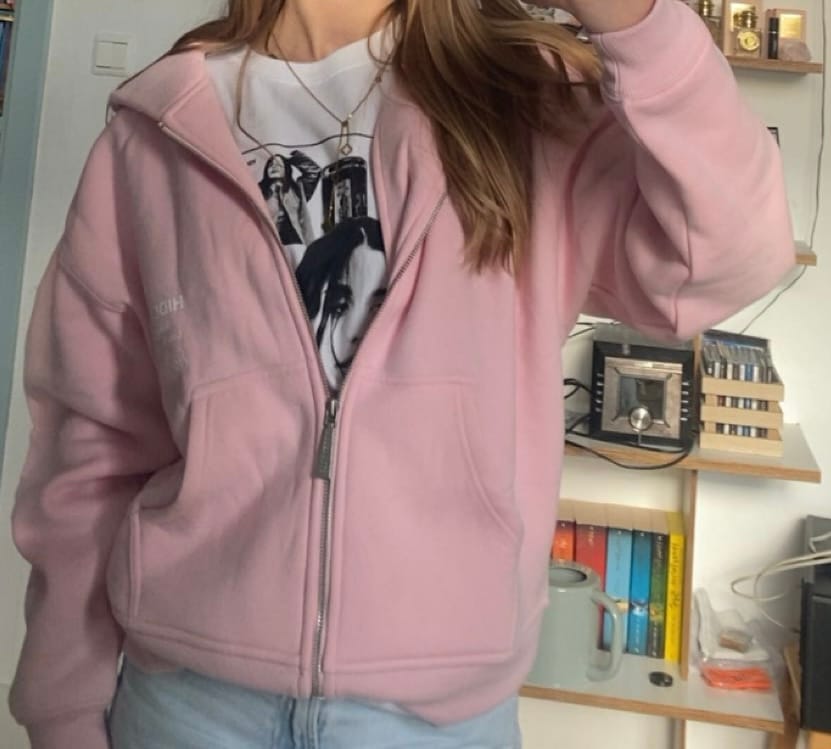 Customer photo review of LABEL ZIP HOODIE LIGHT PINK