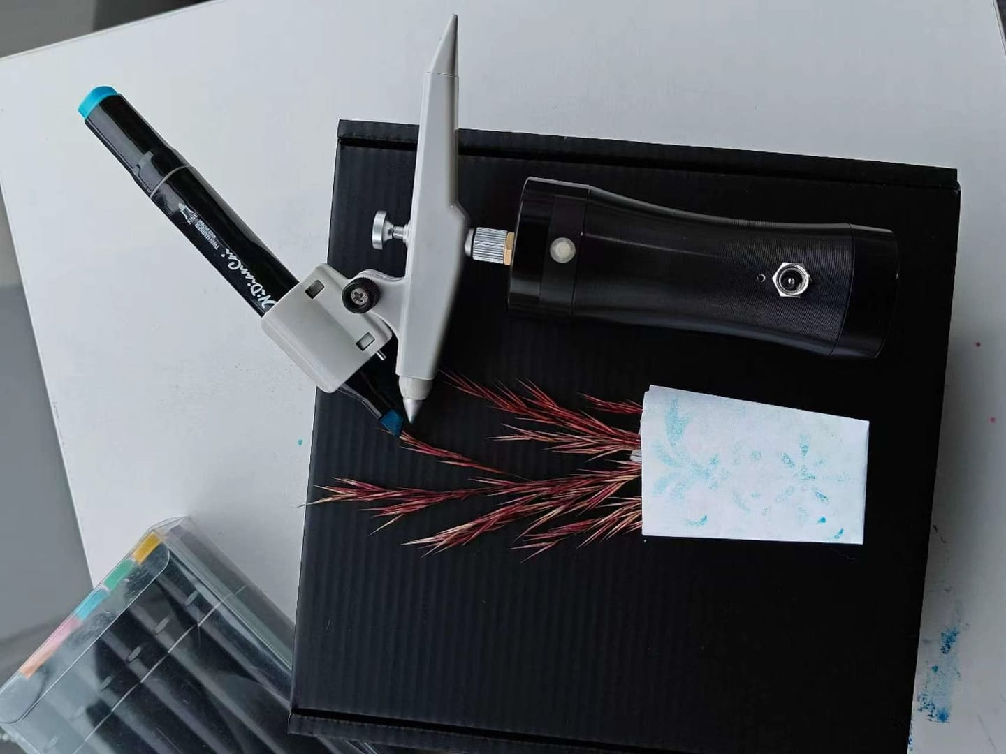 Customer photo review of WINSONS Cordless Electric Airbrush Marker Kit