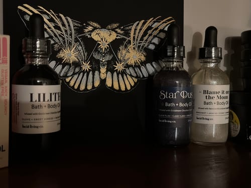 Customer photo review of Star Dust Bath & Body Oil