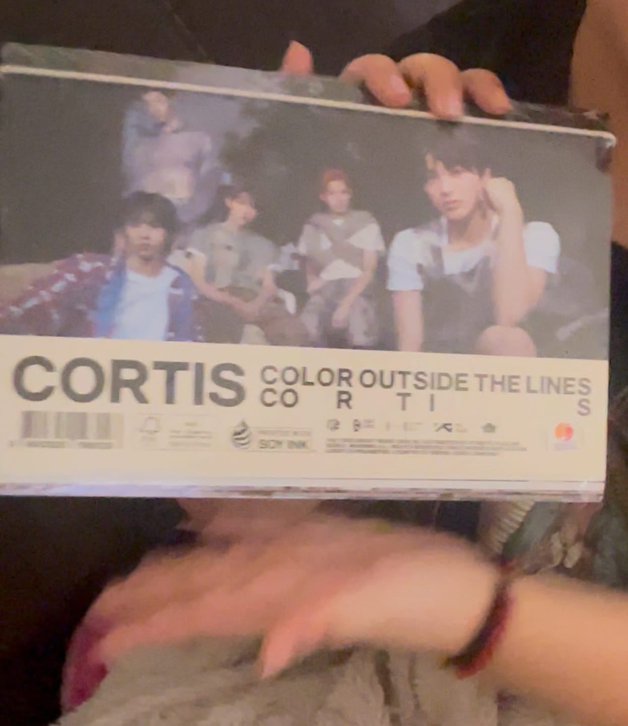 Customer photo review of CORTIS - COLOR OUTSIDE THE LINES 1ST EP ALBUM STANDARD SET