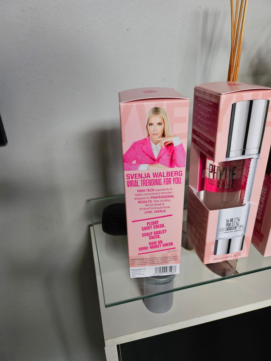 Customer photo review of Pink Suprême Cream