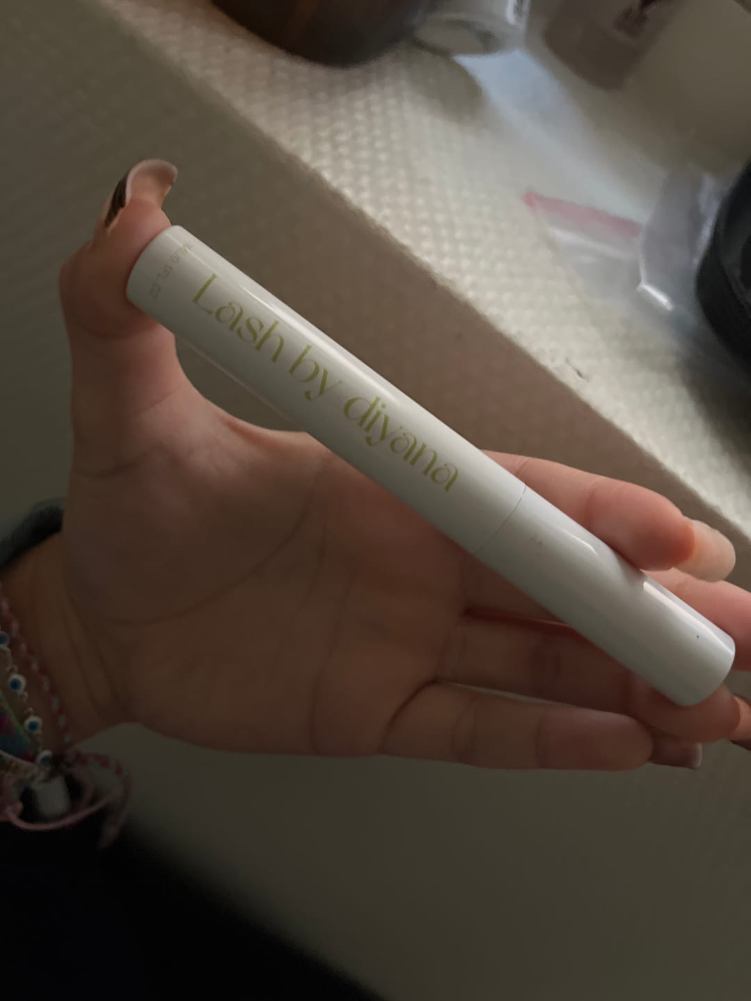 Customer photo review of Sérum pour croissance de cils - Des cils plus longs et plus épais naturellement !