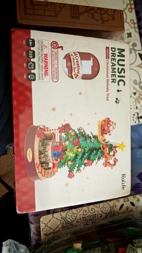 Customer photo review of L'Arbre de Noël Musical - La Maquette en Bois®