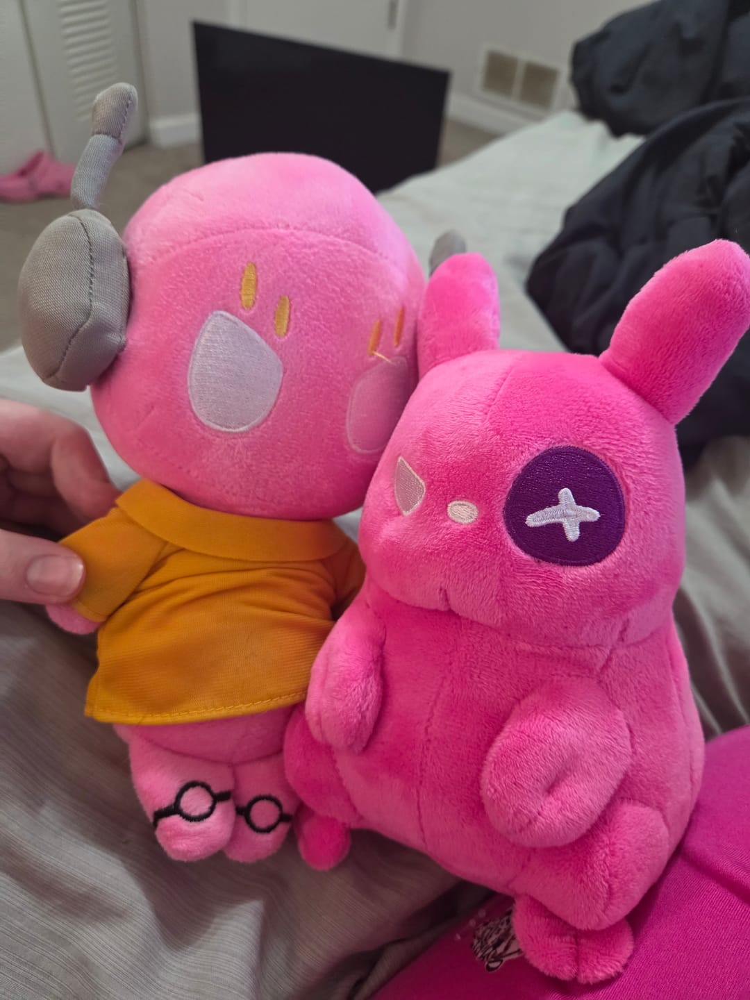 Customer photo review of Rain World - Artificer Slugpup Plush