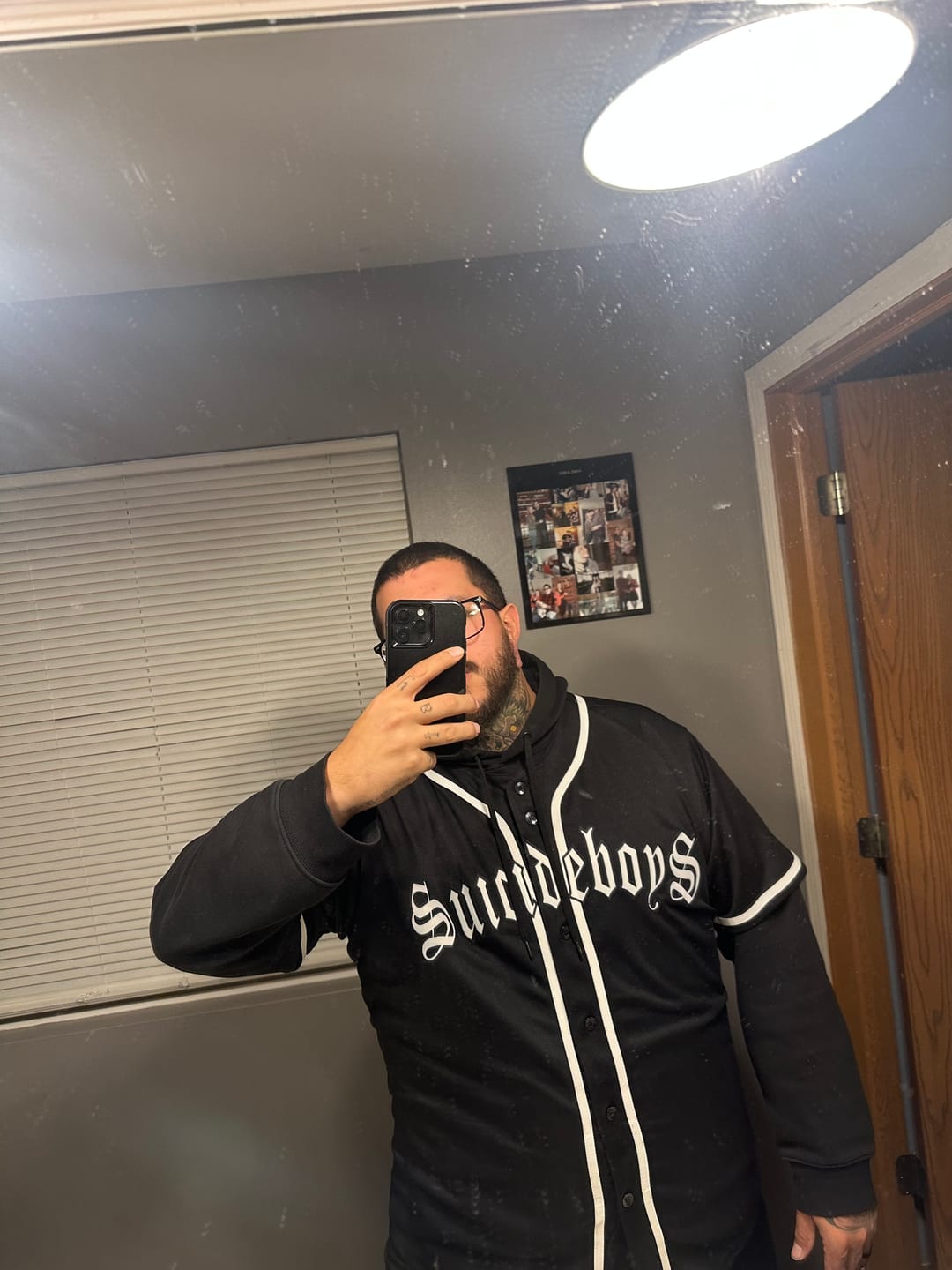 Customer photo review of Custom Baseball Jersey Stitched Personalized Baseball Sports Uniform For Men Women Boy