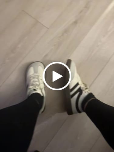 Customer video review of Laurel - Wide Toe Shoes