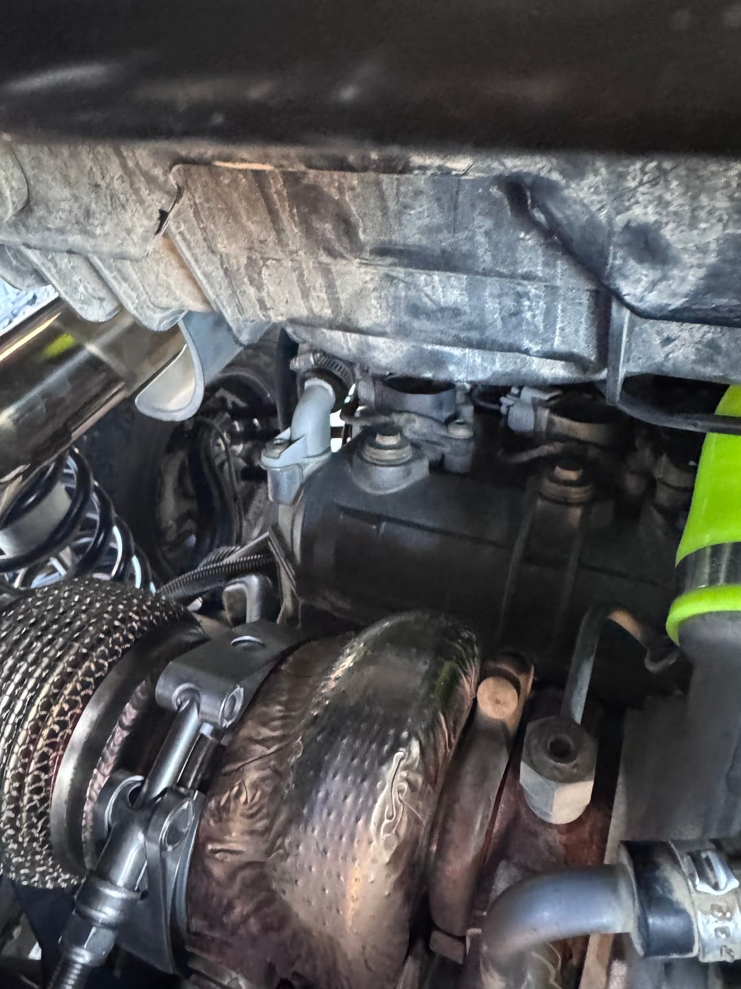 Customer photo review of RPM Can-Am Maverick X3 " EXTREME HD " Turbo V-Band Clamp