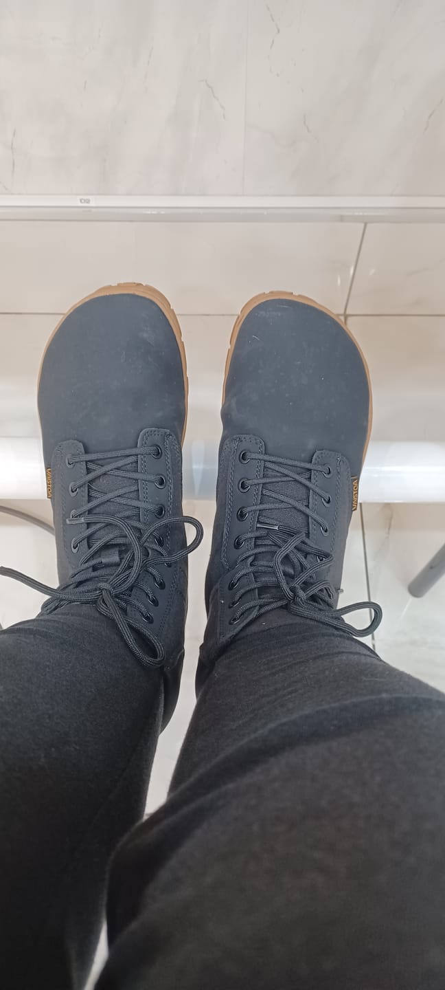 Customer photo review of Vaistoa Hurmos 2 | Casual Winter Barefoot Boots