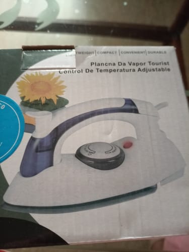 Customer photo review of Flat Folding Traveling Steam Iron - Lot Imported