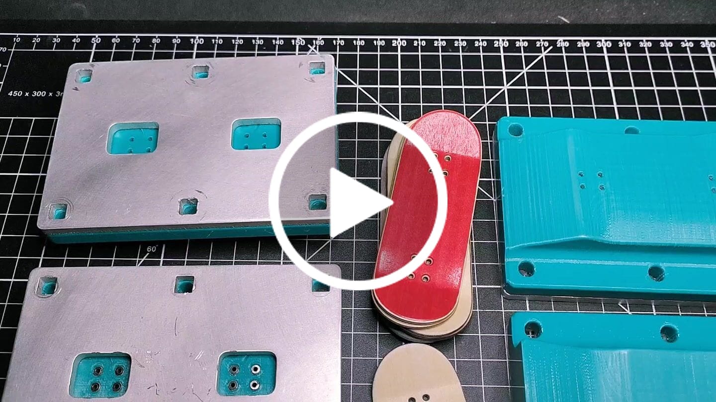 Customer video review of Fingerskateboard Construction Kit - for Experts