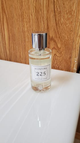 Customer photo review of 225 - inspired by baccarat rouge