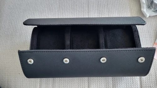 Customer photo review of Boîte à Montres de Voyage 3 Emplacements