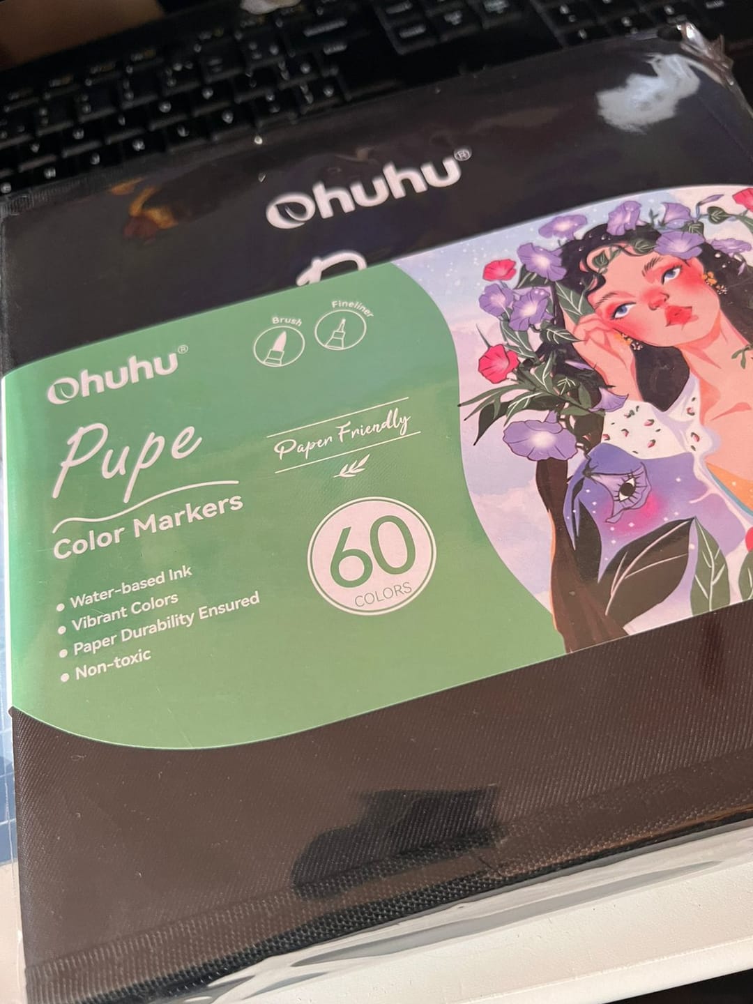 Customer photo review of Ohuhu Pupe Paper-friendly (No Peeling) Brush and Fineliner Dual Tips 60 Colors Water-based Coloring Markers