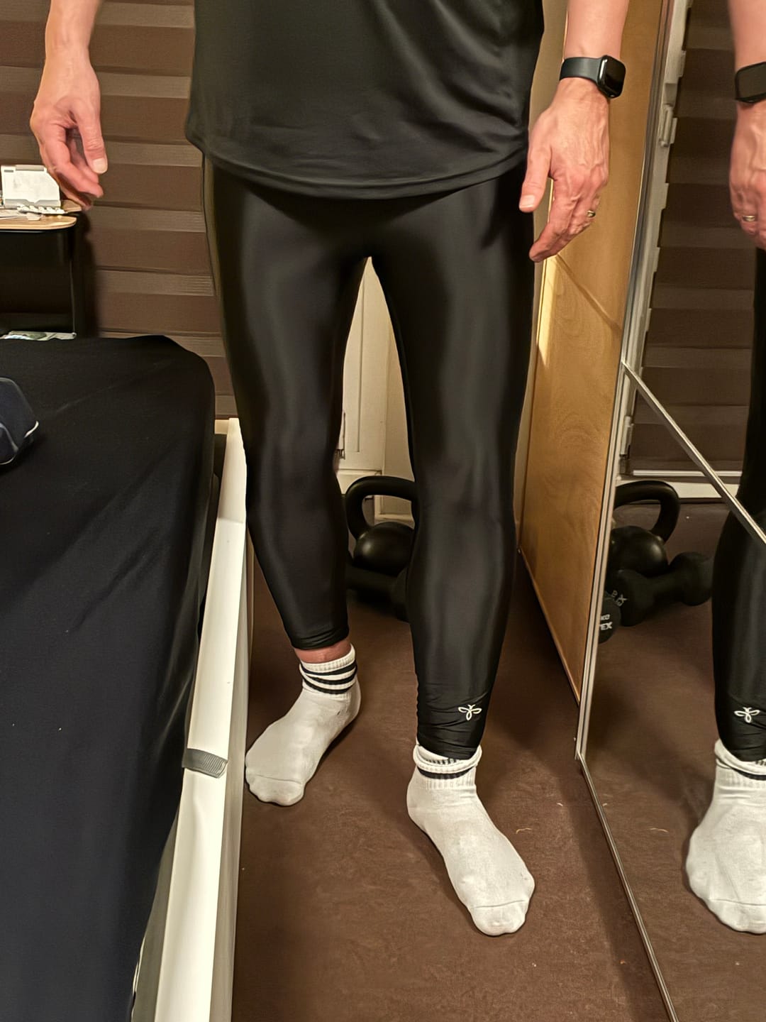 Customer photo review of Elegant Leggings shine men