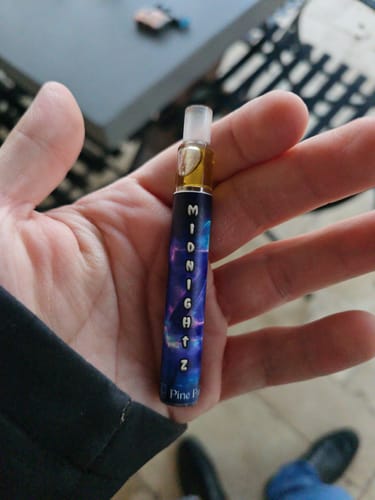 Customer photo review of Pine Park Midnight Z Rosin Disposable