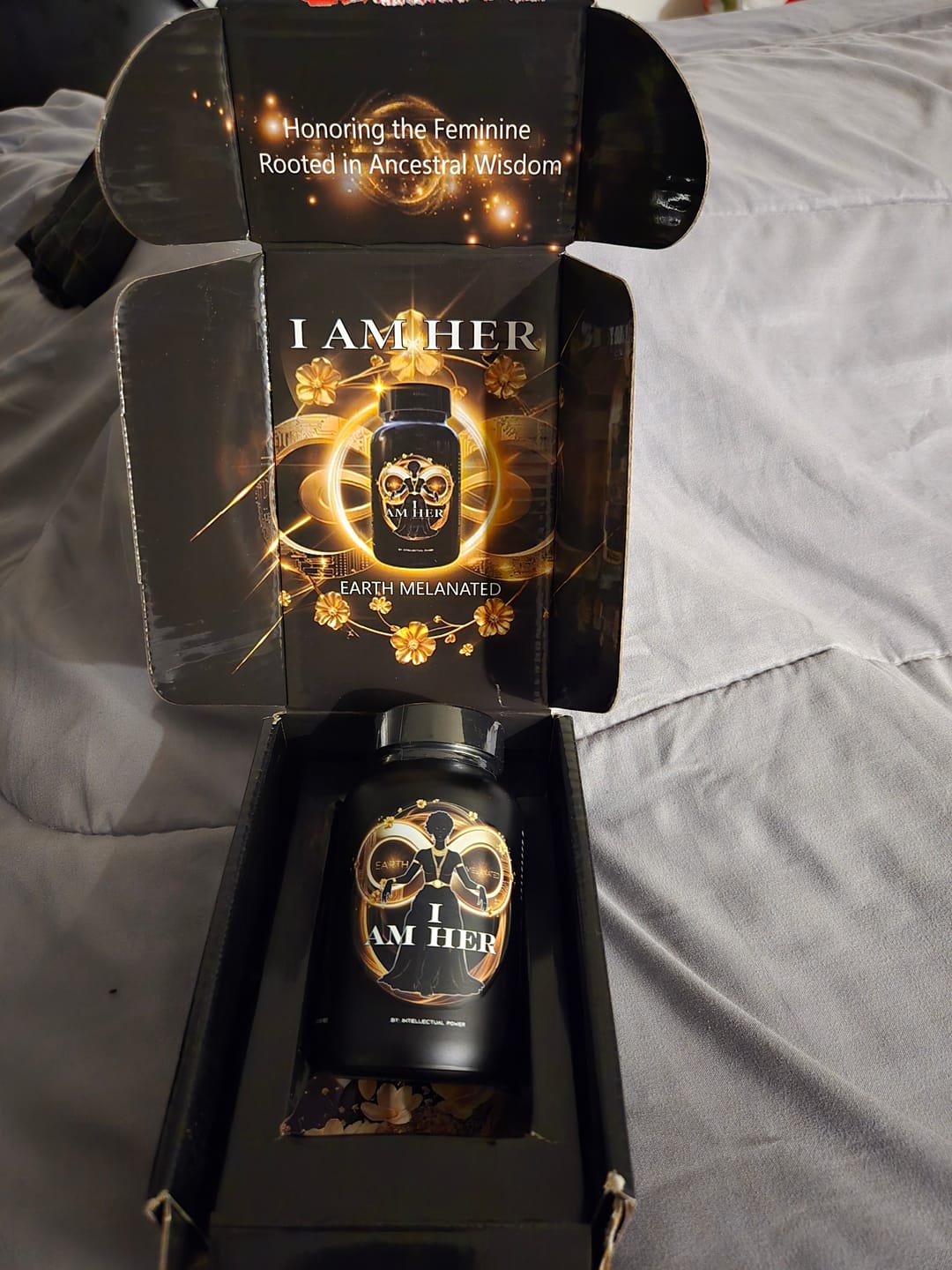 Customer photo review of I Am Her - Earth Melanated