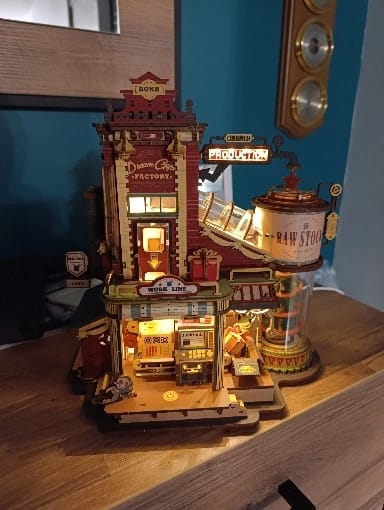 Customer photo review of L'Usine à Cadeaux de Noël - La Maquette en Bois®