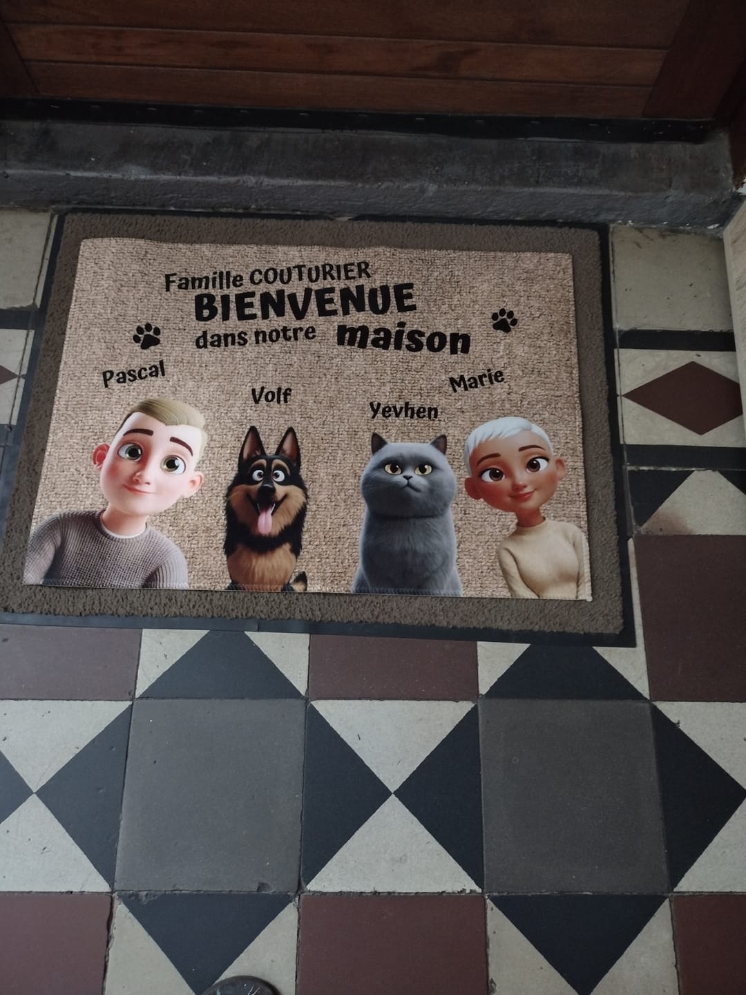 Customer photo review of Notre maison - Paillasson personnalisé