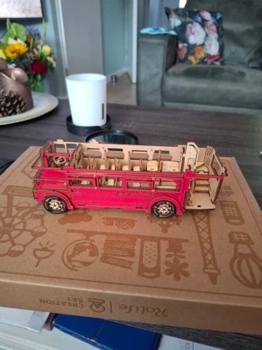 Customer photo review of Puzzle 3D Le Routemaster de Londres en Bois