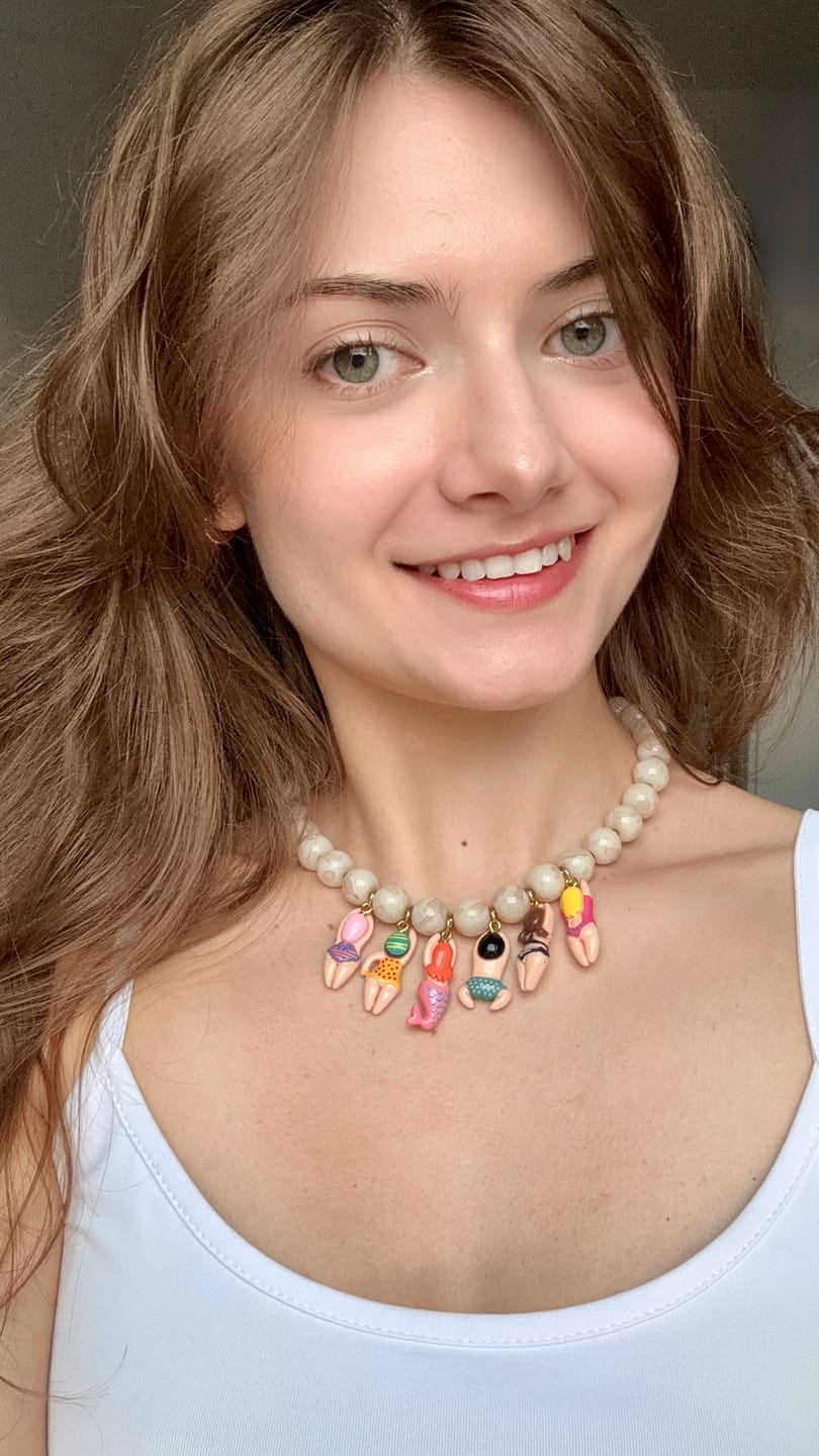 Customer photo review of Pool Party Necklace