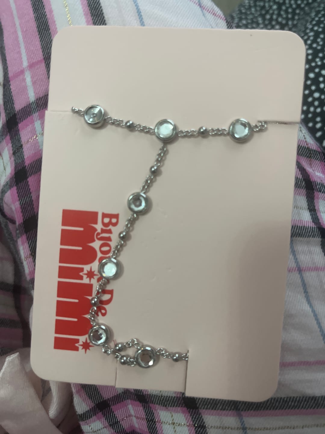 Customer photo review of Tshenolo Droplet Hand Chain Crystal & Silver